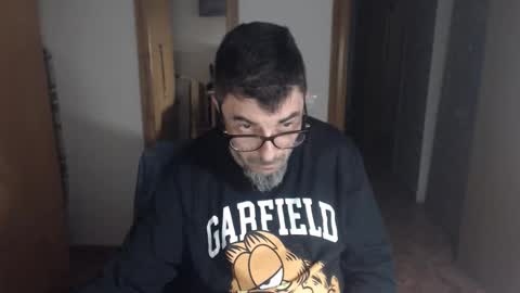 Snapshot of lobosolitario73 chatting on 10/29/25, 11:39 lobosolitario73 online show from 10/29/25, 11:39