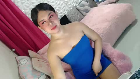 Snapshot of lobotara69 chatting on 03/08/25, 07:42 Thea online show from 03/08/25, 07:42