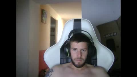 lobo online show from 09/19/25, 01:01