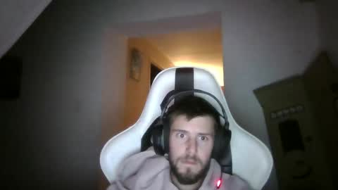 lobo online show from 10/07/25, 11:24