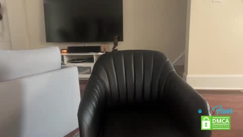 lockdownlove online show from 09/08/25, 03:22