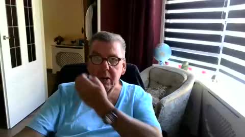 Snapshot of loebet chatting on 04/06/26, 11:55 Loebet online show from 04/06/26, 11:55