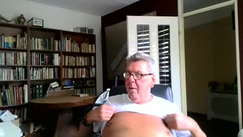 Snapshot of loebet chatting on 05/03/26, 02:34 Loebet online show from 05/03/26, 02:34