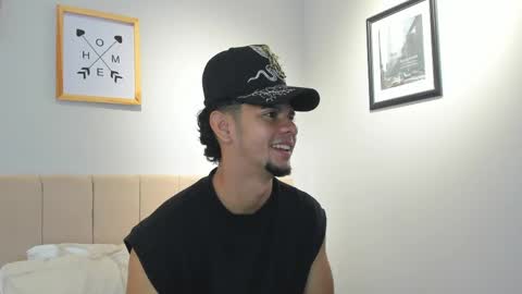 Snapshot of logan_9_ chatting on 04/27/26, 05:27 logan online show from 04/27/26, 05:27