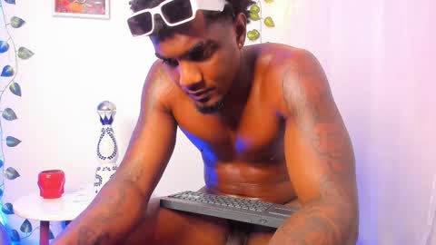 Snapshot of logan_drakex chatting on 03/06/25, 02:09 LOGAN DRAKE online show from 03/06/25, 02:09