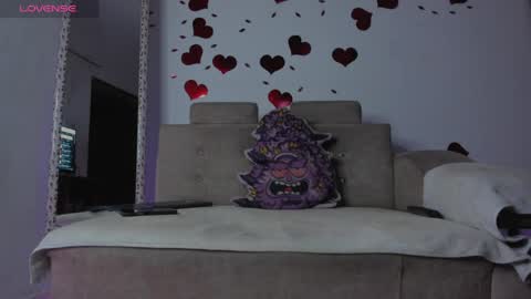 LOGAN DRAKE online show from 06/03/26, 01:30