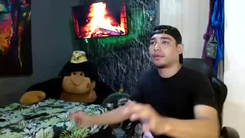Snapshot of logan_millerxxx chatting on 01/10/25, 01:53 logan_millerxxx online show from 01/10/25, 01:53
