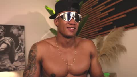 logan_varela online show from 02/05/25, 01:15