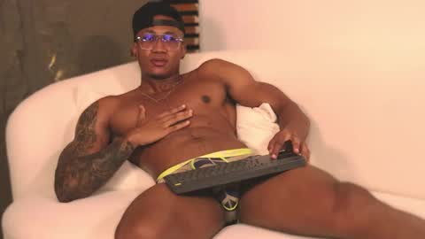 logan_varela online show from 02/28/25, 03:04