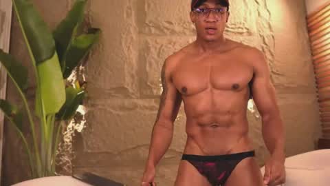 logan_varela online show from 03/02/25, 06:08