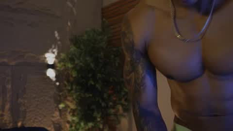 logan_varela online show from 10/03/25, 01:08