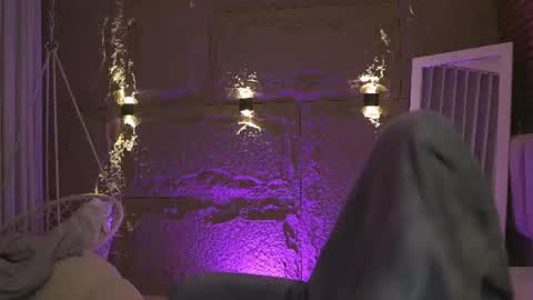 logan_varela online show from 06/11/26, 12:03