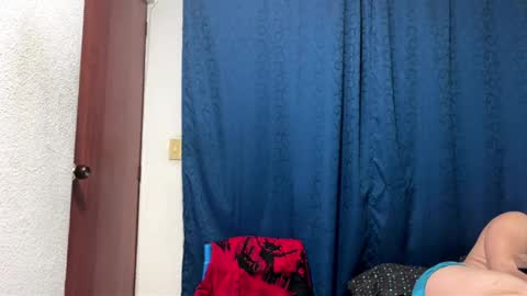 Snapshot of logan_x3 chatting on 01/10/26, 03:41 Logan online show from 01/10/26, 03:41