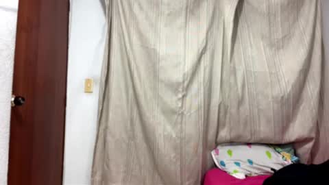 Snapshot of logan_x3 chatting on 02/19/26, 03:46 Logan online show from 02/19/26, 03:46