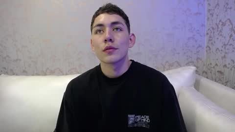 Snapshot of loganfoster_ chatting on 12/01/25, 08:03 Loganfoster online show from 12/01/25, 08:03