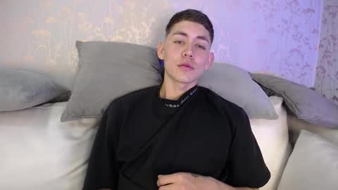 Snapshot of loganfoster_ chatting on 12/02/25, 08:26 Loganfoster online show from 12/02/25, 08:26