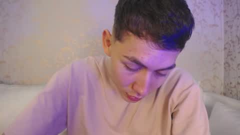 Snapshot of loganfoster_ chatting on 12/03/25, 08:18 Loganfoster online show from 12/03/25, 08:18