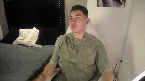 Snapshot of loganfoster_ chatting on 02/05/26, 08:13 Loganfoster online show from 02/05/26, 08:13