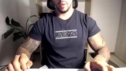 Snapshot of loganhod chatting on 06/15/26, 03:09 Logan Wolfp online show from 06/15/26, 03:09