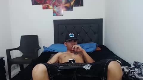 Snapshot of logannthh chatting on 10/27/25, 10:03 logannthh online show from 10/27/25, 10:03