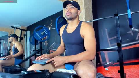 U can call me Logan online show from 02/19/26, 12:23