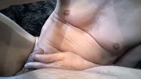 Snapshot of loisaida4u chatting on 03/16/26, 04:44 loisaida4u online show from 03/16/26, 04:44