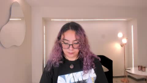 Snapshot of loiseharper chatting on 05/16/26, 07:56 Loise online show from 05/16/26, 07:56