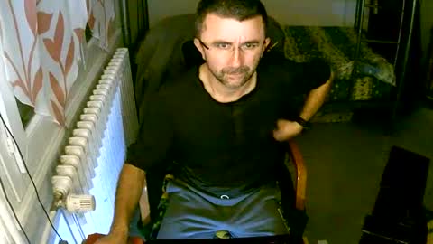 Snapshot of lokoum39 chatting on 12/06/24, 06:28 lokoum39 online show from 12/06/24, 06:28