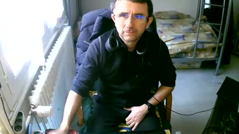 Snapshot of lokoum39 chatting on 01/20/25, 12:07 lokoum39 online show from 01/20/25, 12:07