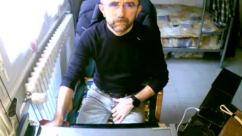 Snapshot of lokoum39 chatting on 01/30/25, 10:19 lokoum39 online show from 01/30/25, 10:19