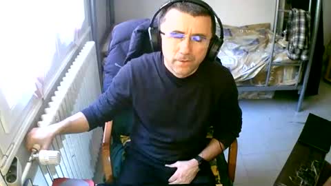 Snapshot of lokoum39 chatting on 02/17/25, 12:16 lokoum39 online show from 02/17/25, 12:16