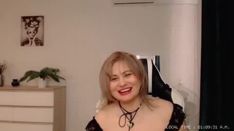  Lola  online show from 02/28/25, 08:09