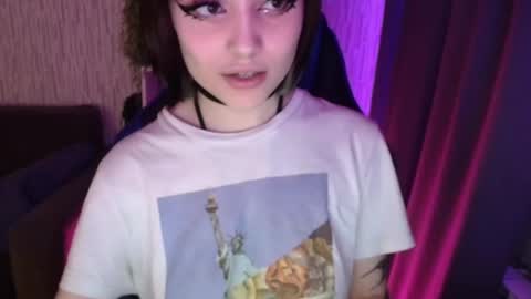 Snapshot of lola_bani_ chatting on 12/18/24, 03:55 lola online show from 12/18/24, 03:55