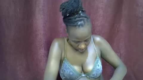 lola_beib online show from 04/24/26, 04:04