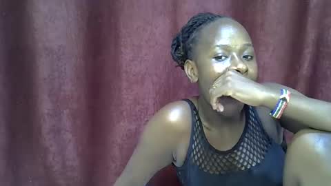 lola_beib online show from 05/02/26, 07:19