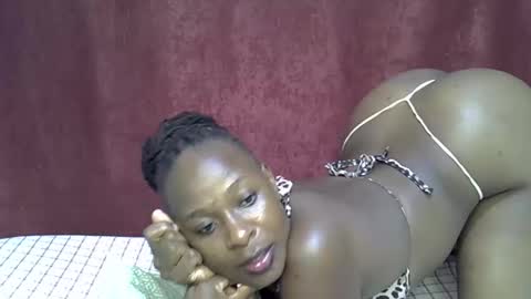 lola_beib online show from 05/13/26, 06:11