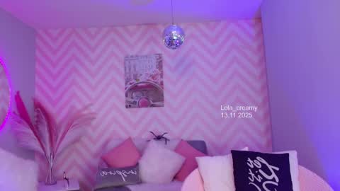 Snapshot of lola_creamy chatting on 11/13/25, 04:28 Lola online show from 11/13/25, 04:28