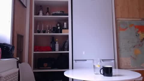 Snapshot of lola_dinky chatting on 03/06/26, 12:01 Lola online show from 03/06/26, 12:01