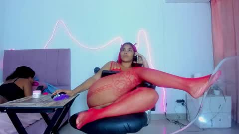 Snapshot of lola_lustrum chatting on 06/04/26, 06:03 lola_lustrum online show from 06/04/26, 06:03