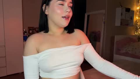 lola_razee online show from 06/20/26, 10:34