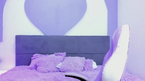 Snapshot of lola_sweeet18 chatting on 07/23/26, 09:29 lola_sweeet18 online show from 07/23/26, 09:29