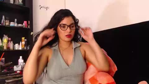 Snapshot of lolaa_staars chatting on 12/13/24, 05:16 lolaa_staars online show from 12/13/24, 05:16