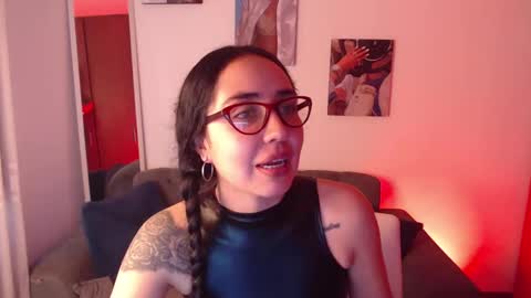 lolaandcamille online show from 02/27/25, 10:53