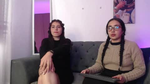 lolaandcamille online show from 03/06/25, 07:21