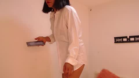 lolaandcamille online show from 10/17/25, 01:57