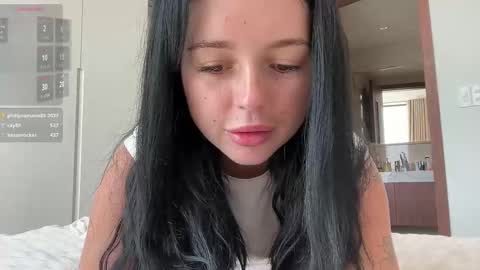 Snapshot of lolaap0pp chatting on 03/29/26, 04:34 Lola online show from 03/29/26, 04:34