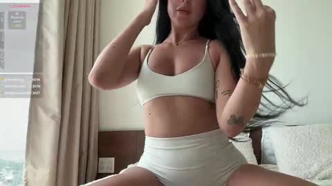Snapshot of lolaap0pp chatting on 04/08/26, 03:50 Lola online show from 04/08/26, 03:50