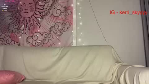 Snapshot of lolaap0pp chatting on 07/27/26, 11:50 Lola online show from 07/27/26, 11:50