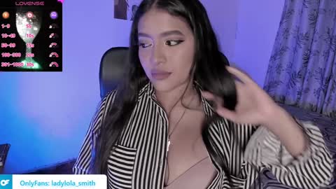 Snapshot of lolaasmith_21 chatting on 01/10/25, 10:36 lolaasmith_21 online show from 01/10/25, 10:36