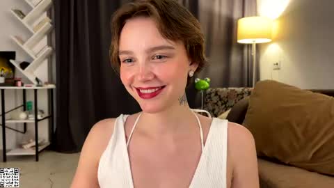 Snapshot of lolaatatee chatting on 07/02/26, 06:58 lolaatatee online show from 07/02/26, 06:58